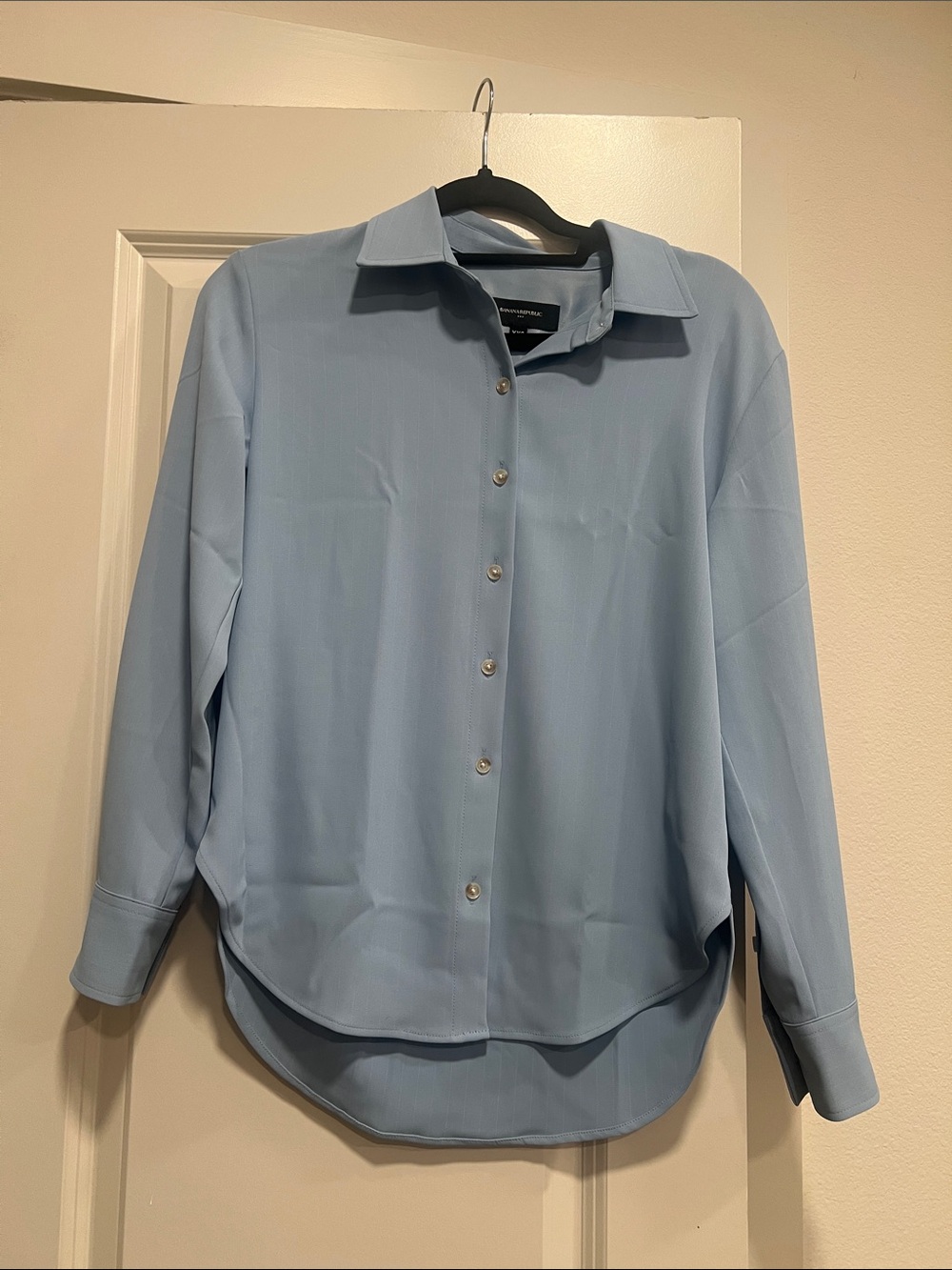 Banana Republic Light Blue Women's Button-Down Shirt